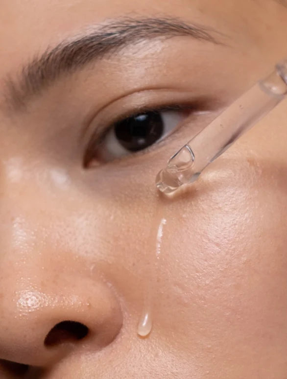 Concentré de peeling AHA – un renouvellement en douceur pour une peau éclatante