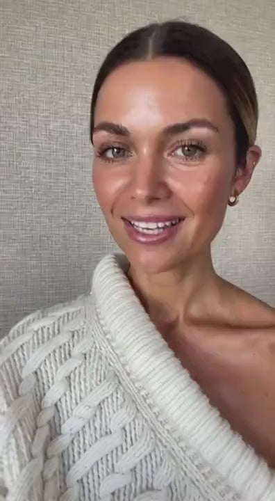 Velora Pro: Vitamin C + Ferulic Complex video